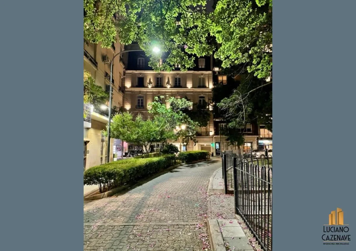 Monoambiente amoblado con balcón