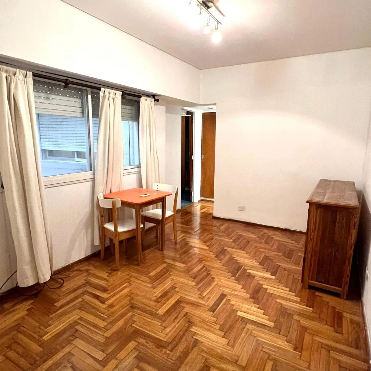 Caballito 2-room apartment with elevator