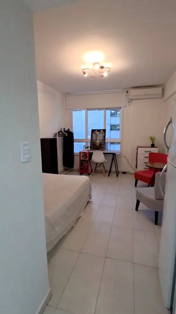 Listing: Studio, San Nicolás