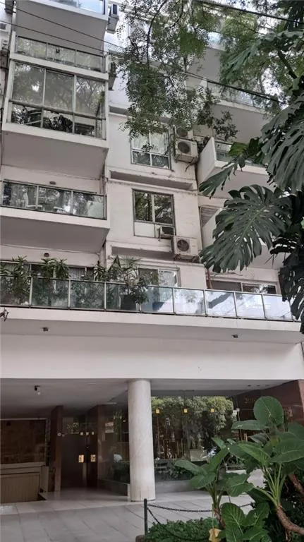 2-room apartment with Juliet balcony
