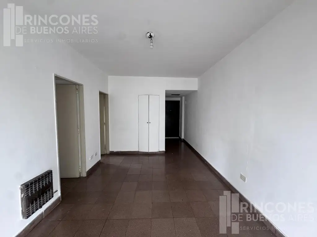 Departamento con balcón en San Telmo