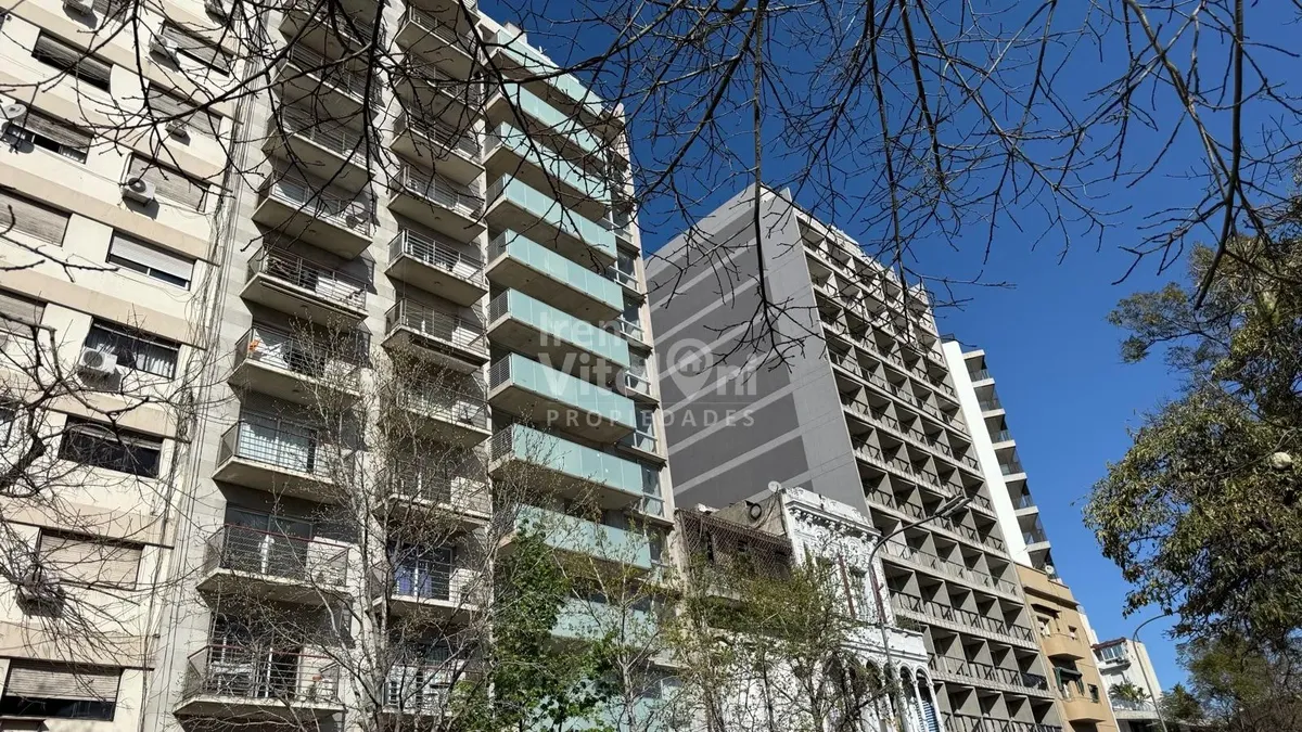 Venta Departamento Monoambiente-balcon- San Telmo-b Irigoyen  1100-uade