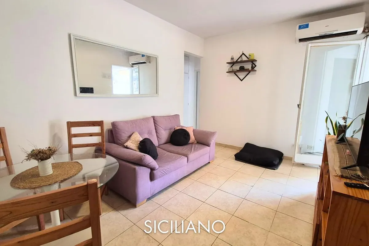 Departamento con patio en Chacarita