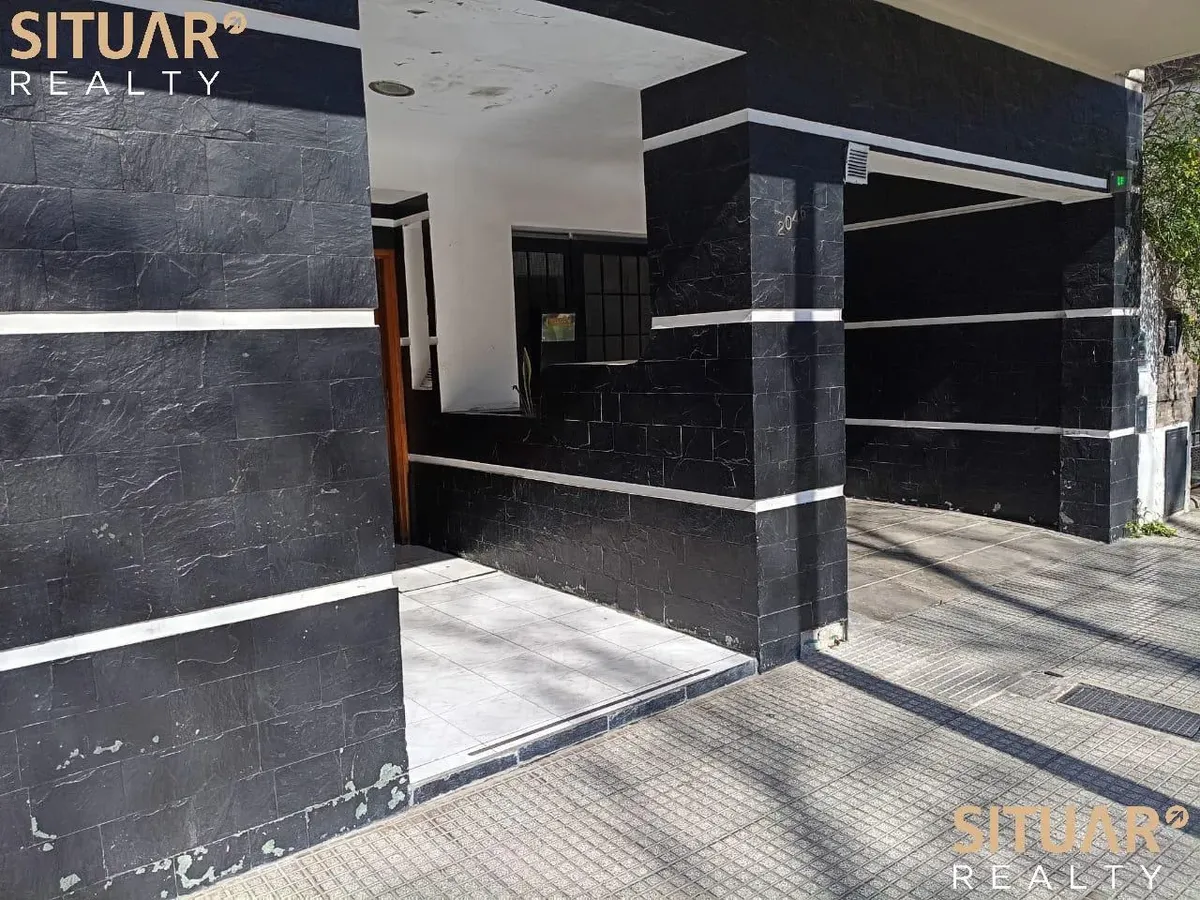 Departamento con balcón en Villa Urquiza