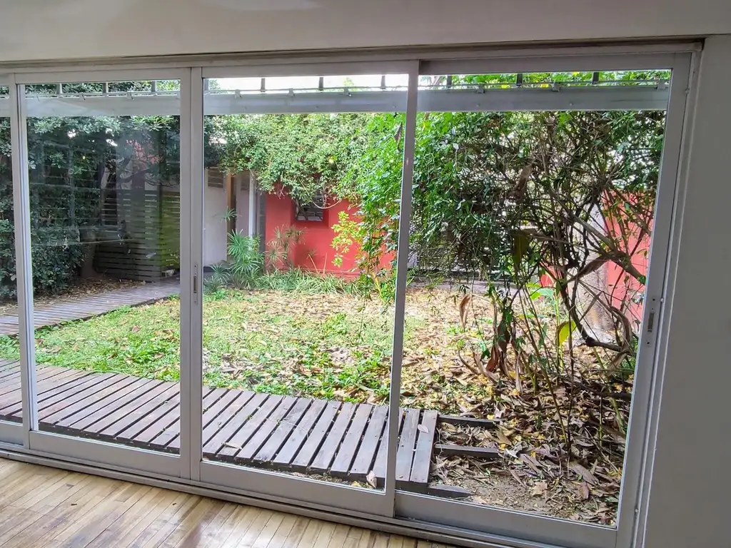 PH con jardín y playroom