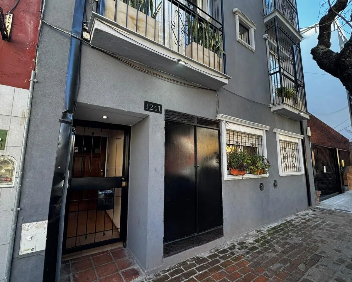 Departamento en Colegiales con patio