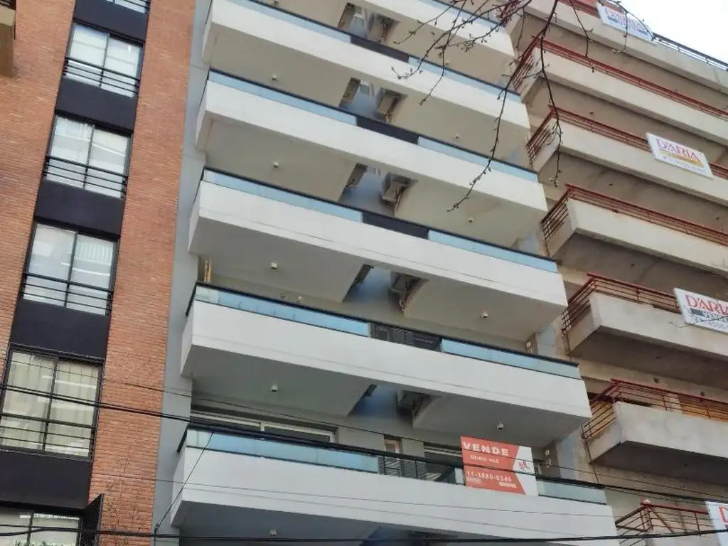 Departamento en Nuñez con balcón