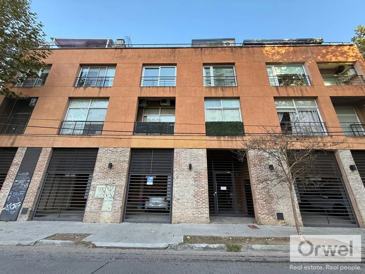 Loft con terraza y cochera