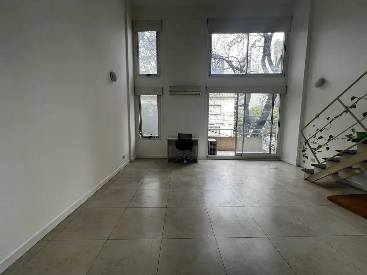 Loft 2 ambientes con balcón