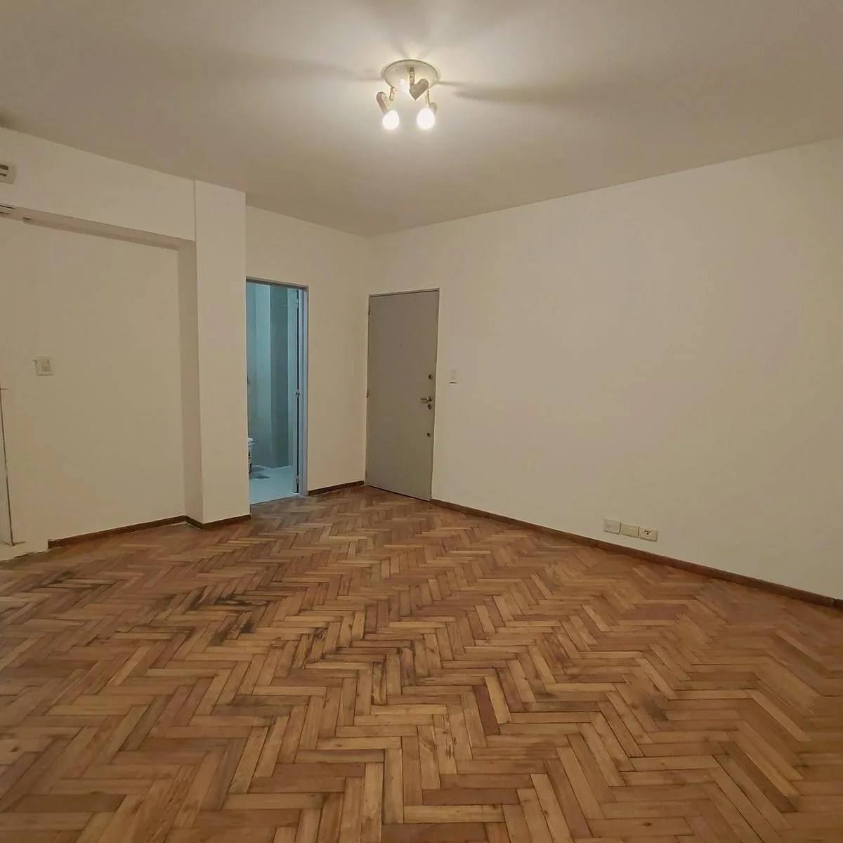 Departamento con patio interno