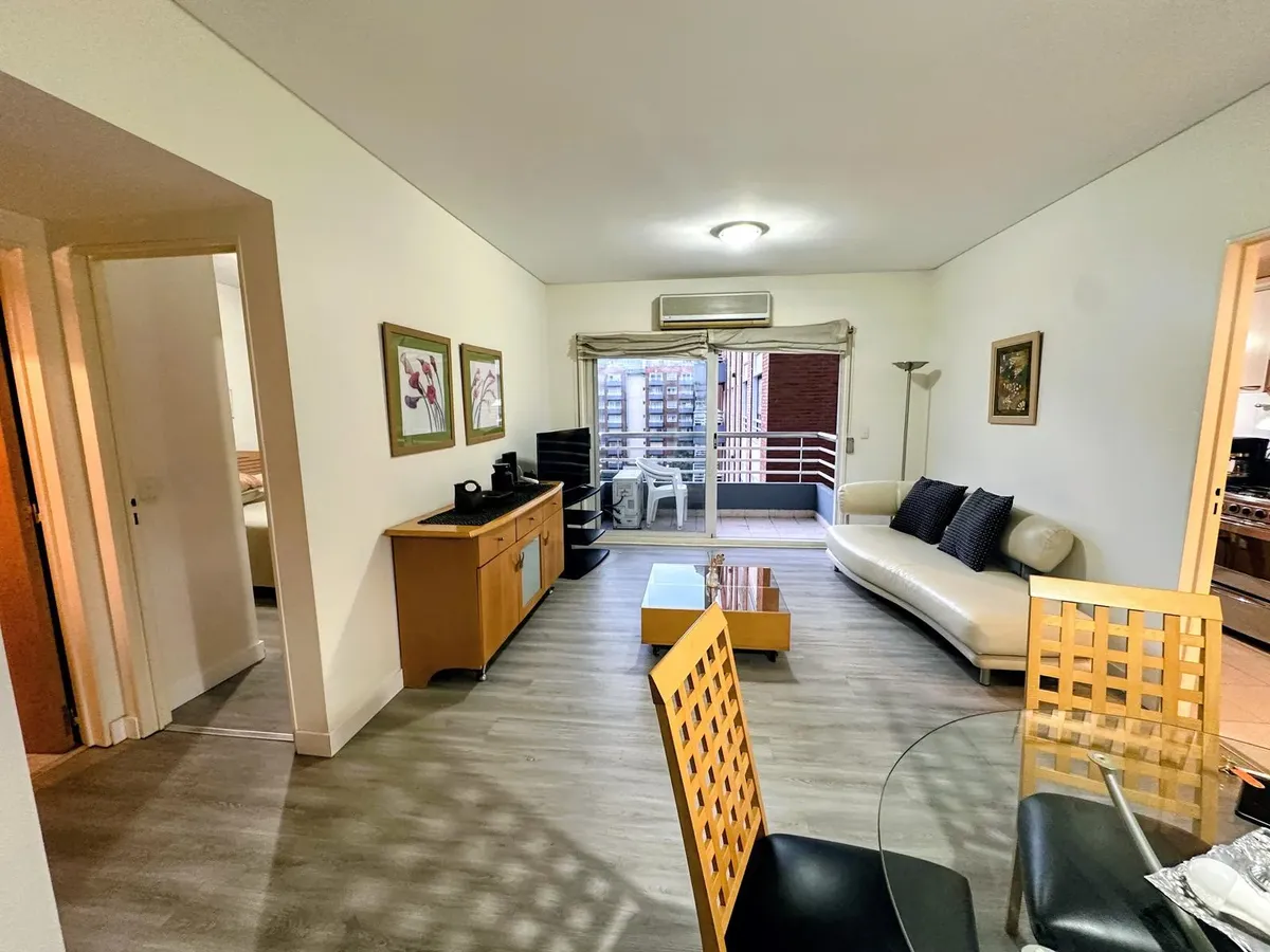 Departamento En Alquiler De 2 Ambientes Amueblado En Puerto Madero Sin Cochera