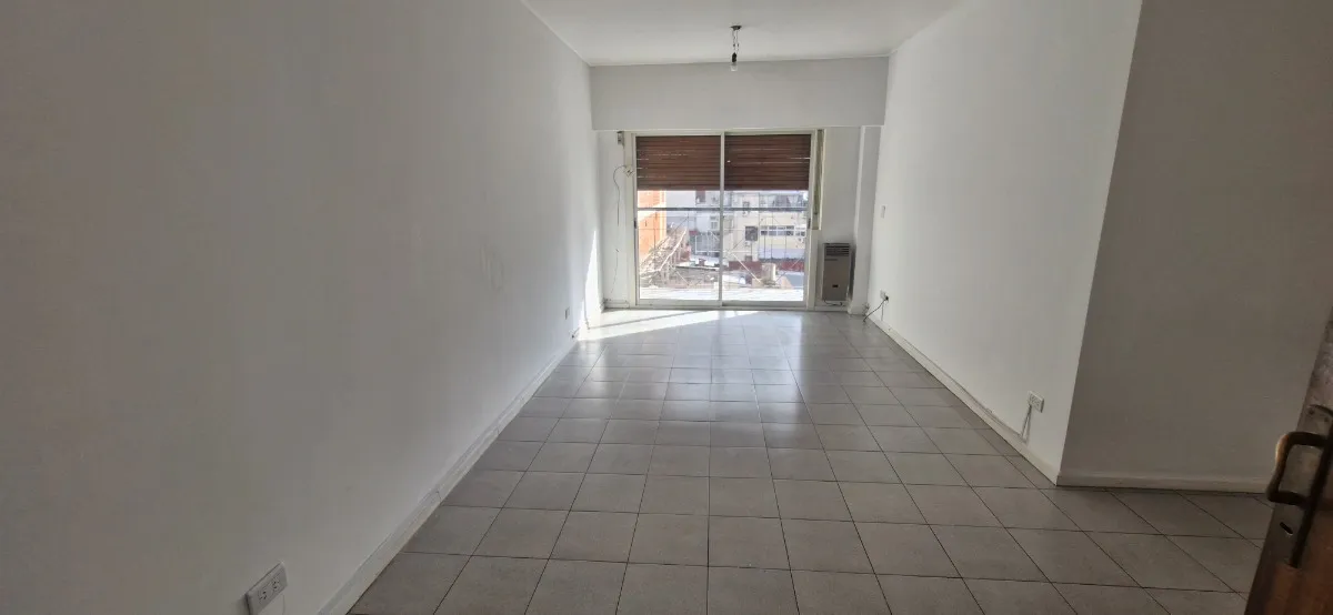 3 Ambientes Con Balcon Terraza