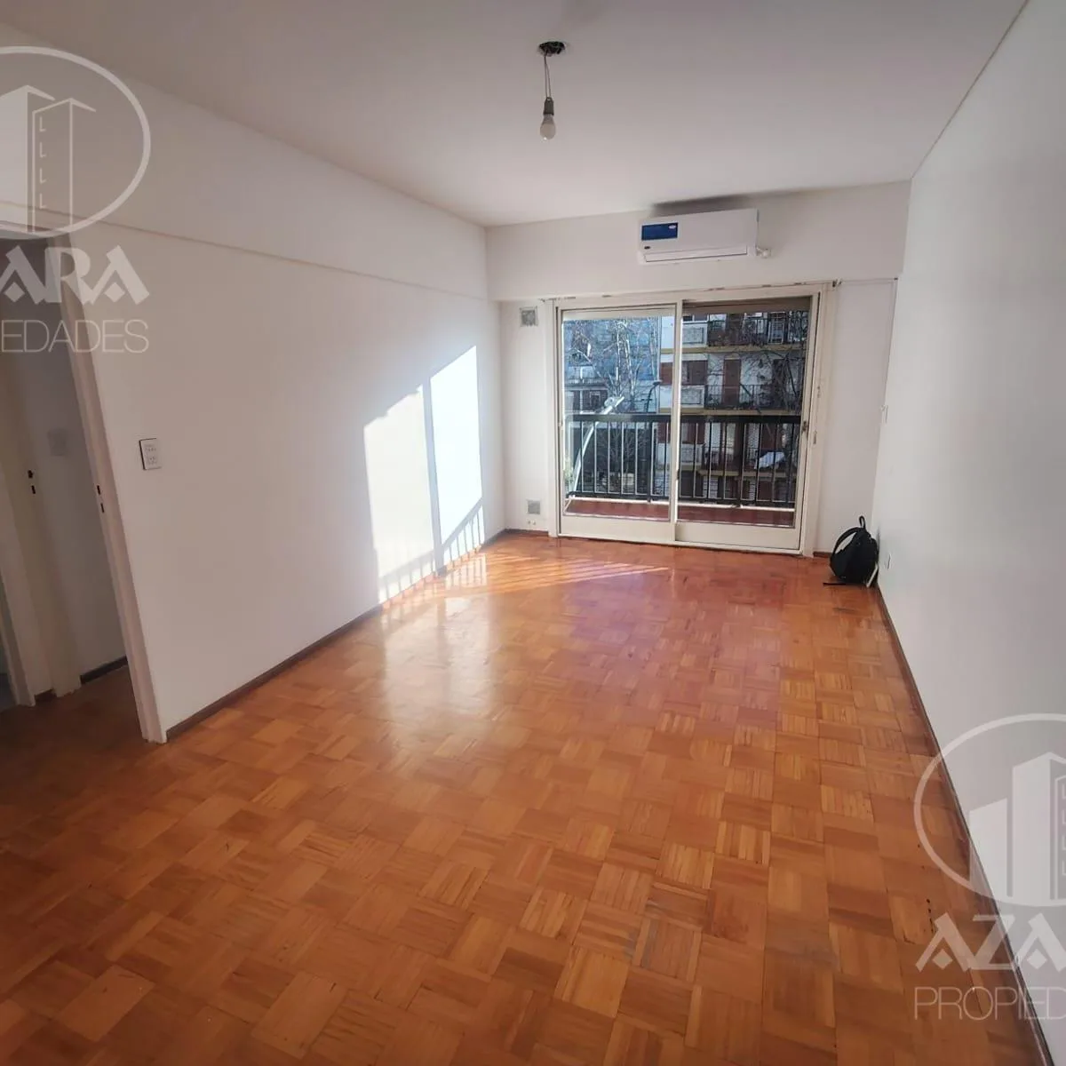 Departamento 2 ambientes con balcón