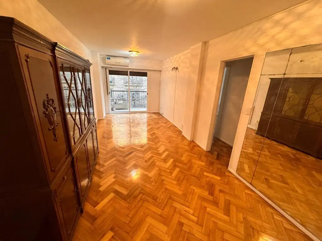 Recoleta 3er piso con balcón