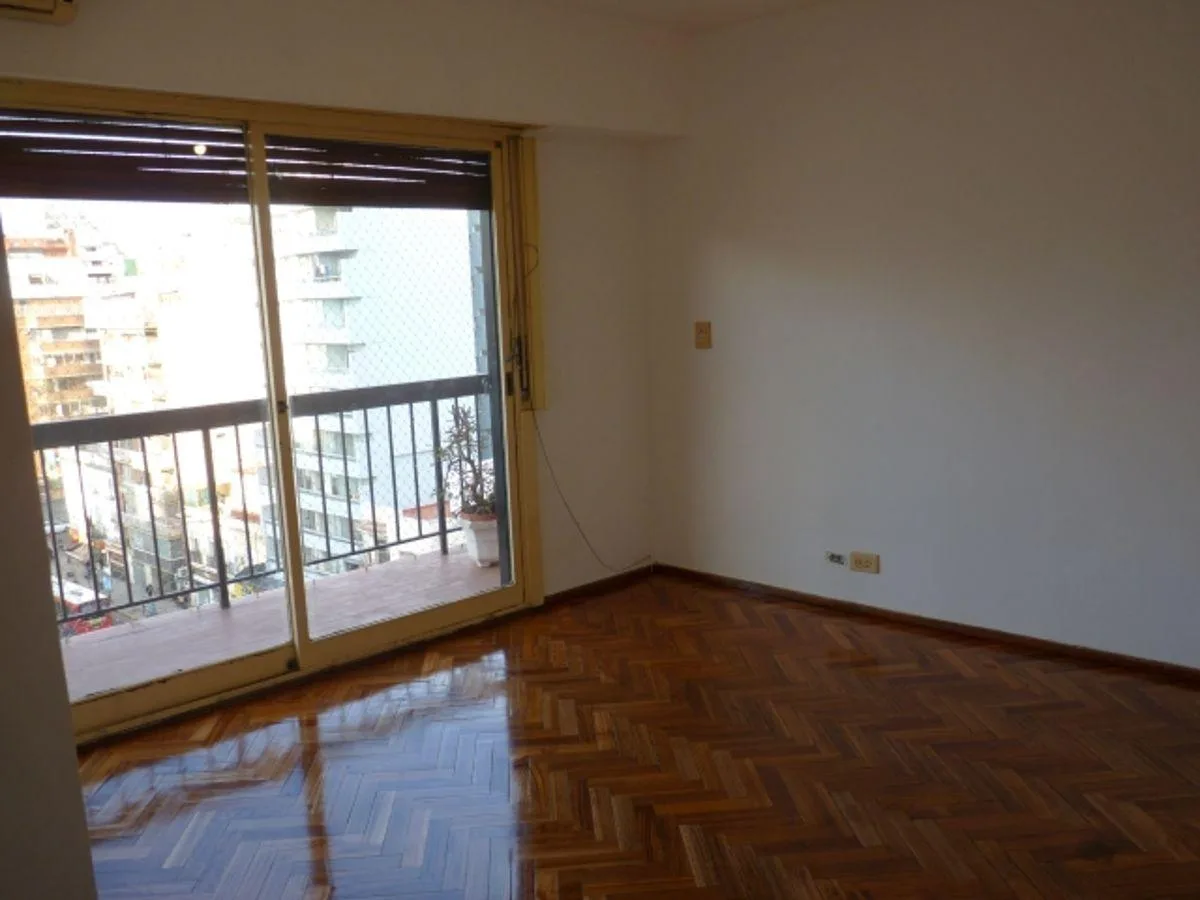 Departamento 2 ambientes con balcón