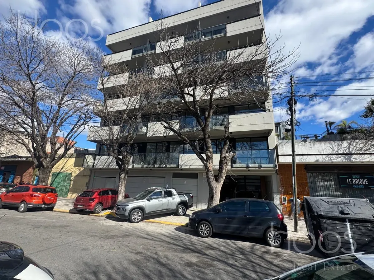 Monoambiente con balcón en Chacarita