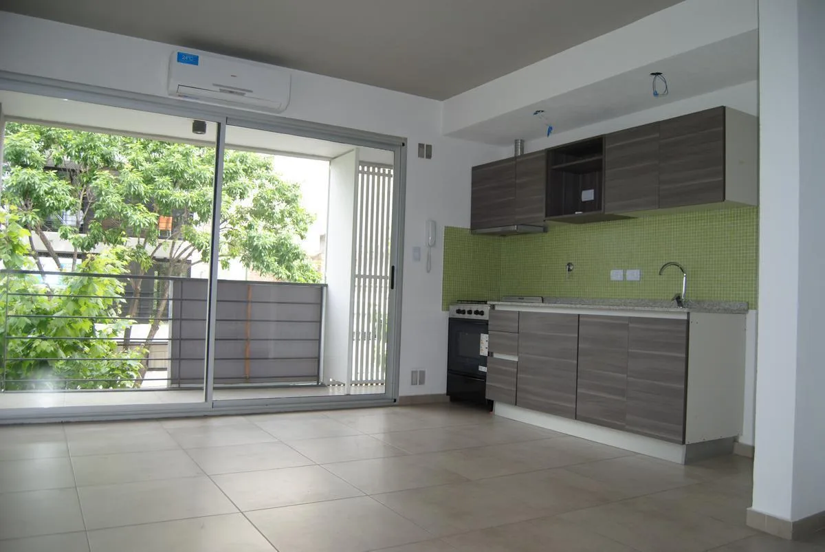 Departamento 2 ambientes con balcón