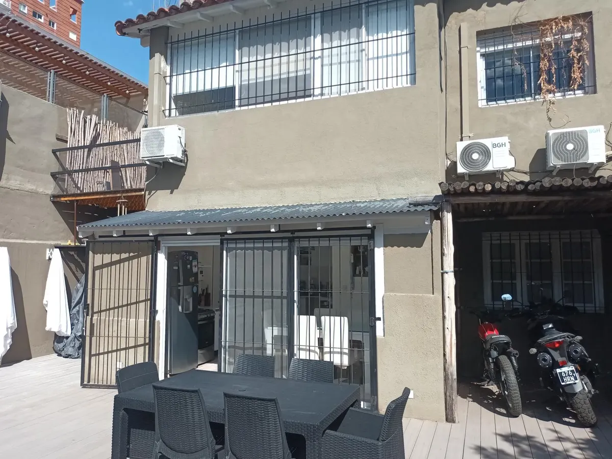 Casa reciclada con jacuzzi