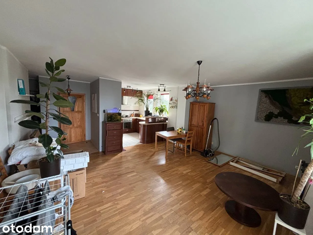 3 rooms with balcony and lift