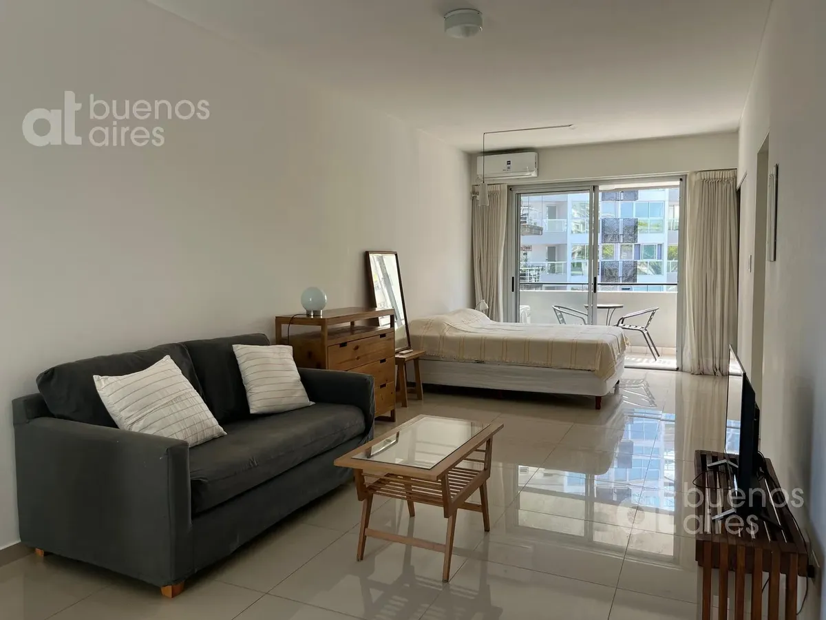 Monoambiente En Caballito Con Balcón, Cochera Opcional Y Amenities