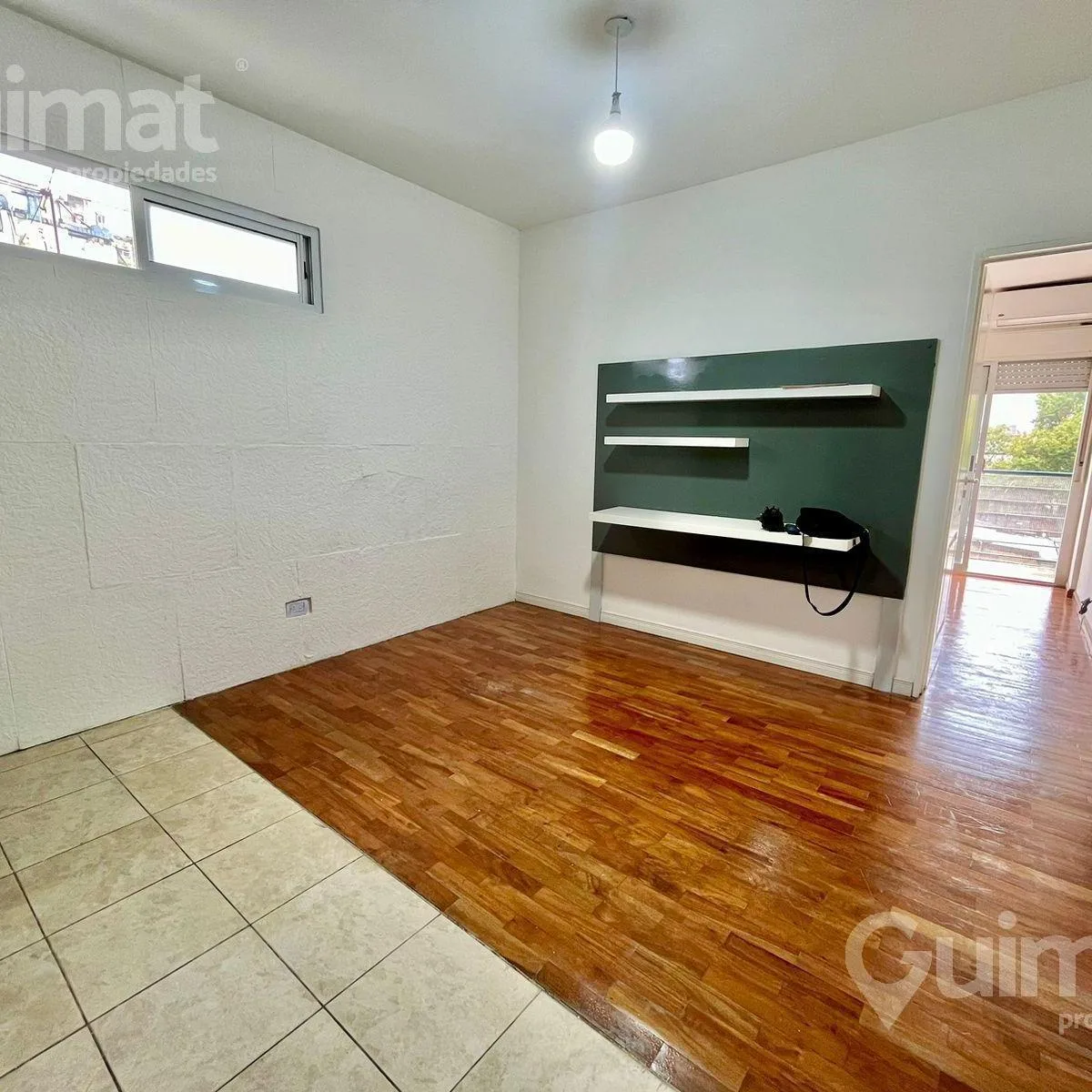 2 ambientes con balcón