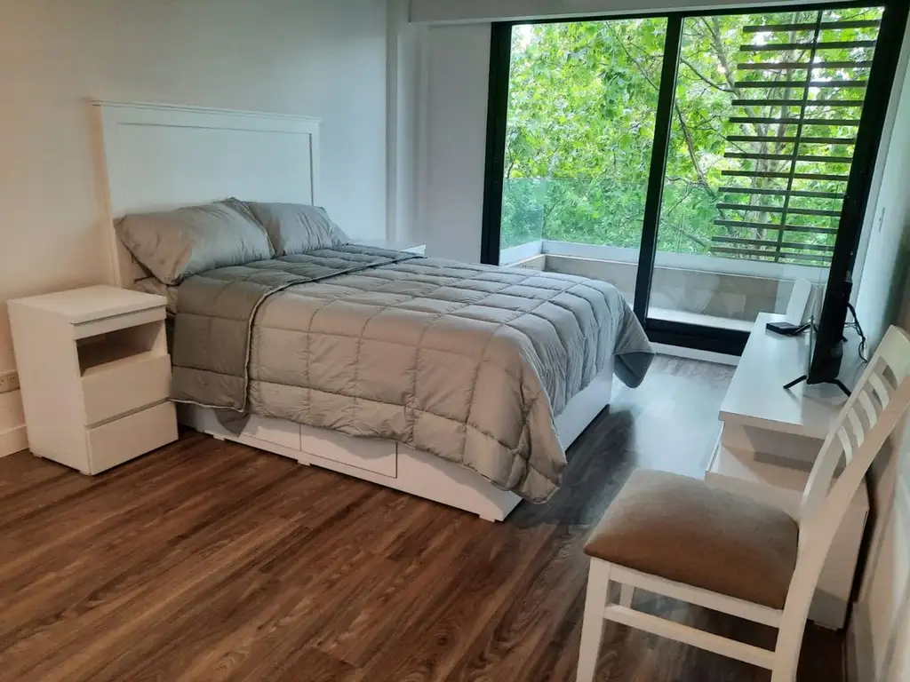 Monoambiente con balcón en Palermo