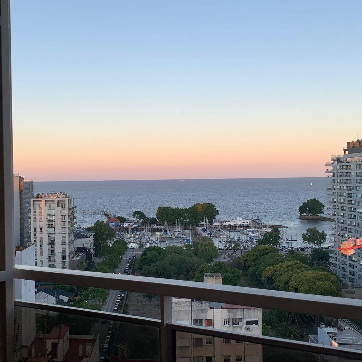 Semipiso con vista al río