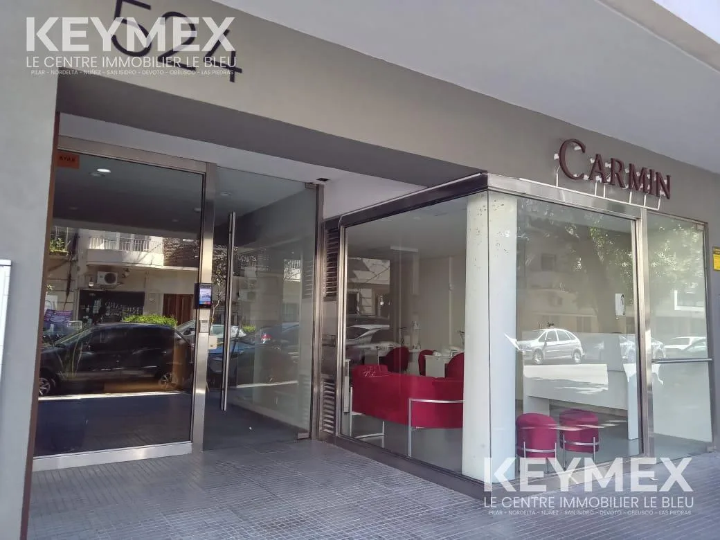Monoambiente en Alquiler con Patio, Apto Profesional.
