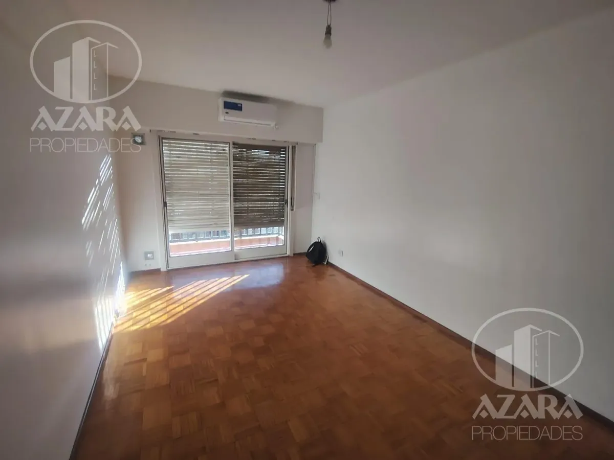 Departamento 2 ambientes con balcón