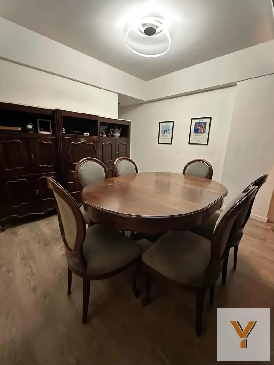 Apartamento de 2 dormitórios em Villa Ortúzar