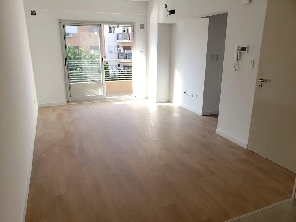 1 quarto com garagem e varanda, Vicente López