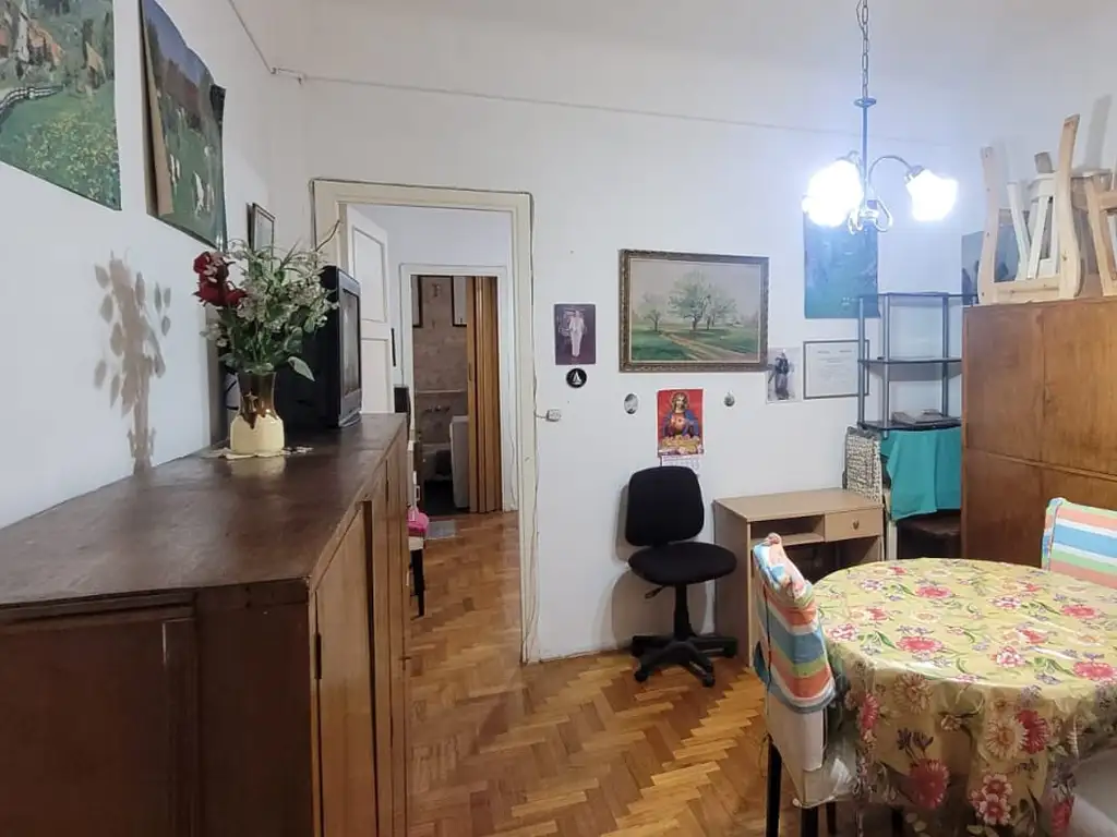 Furnished Abasto 2-room apartment