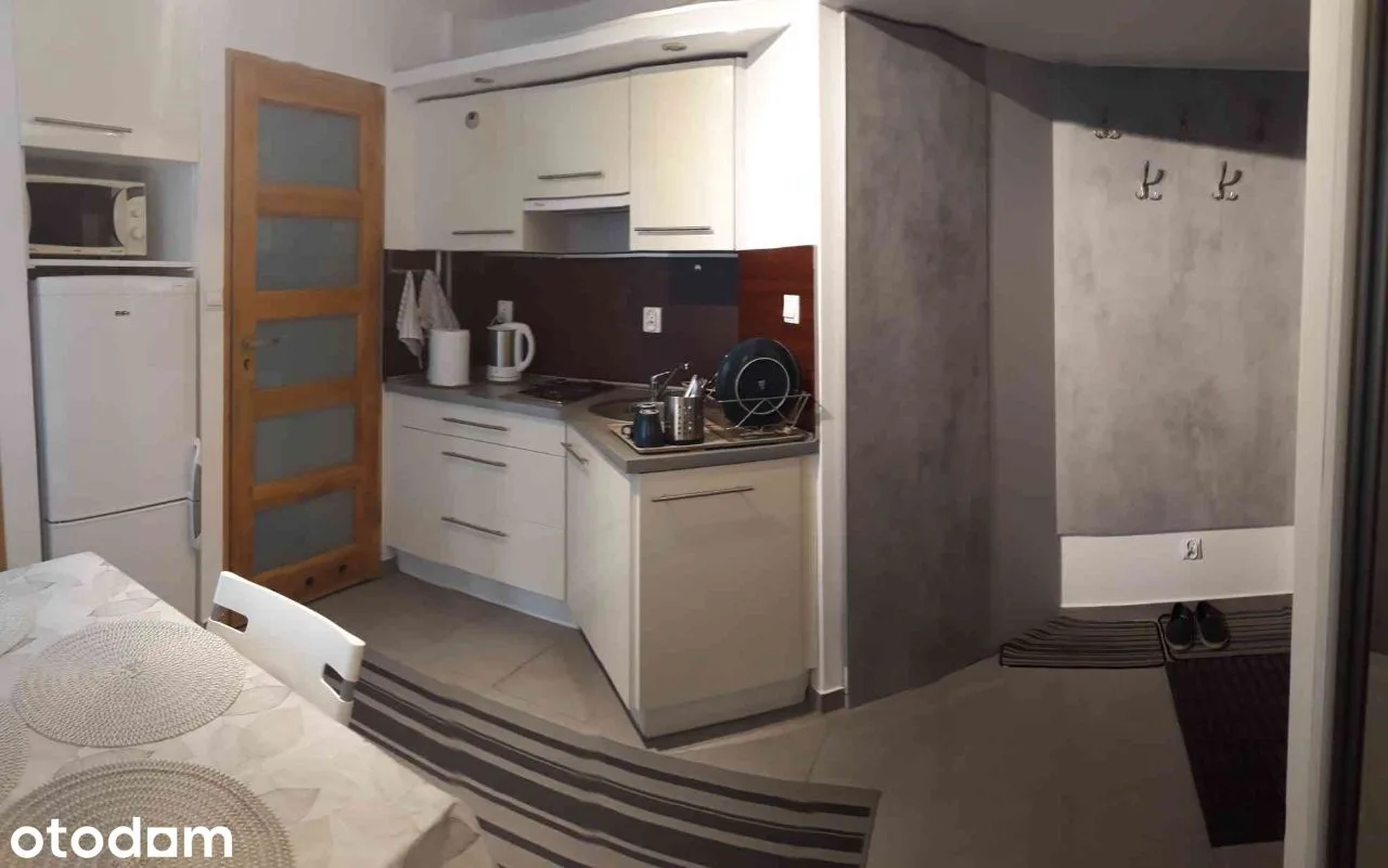 Dwa pokoje blisko WUM. Two-room flat. 10min. by walk from WUM