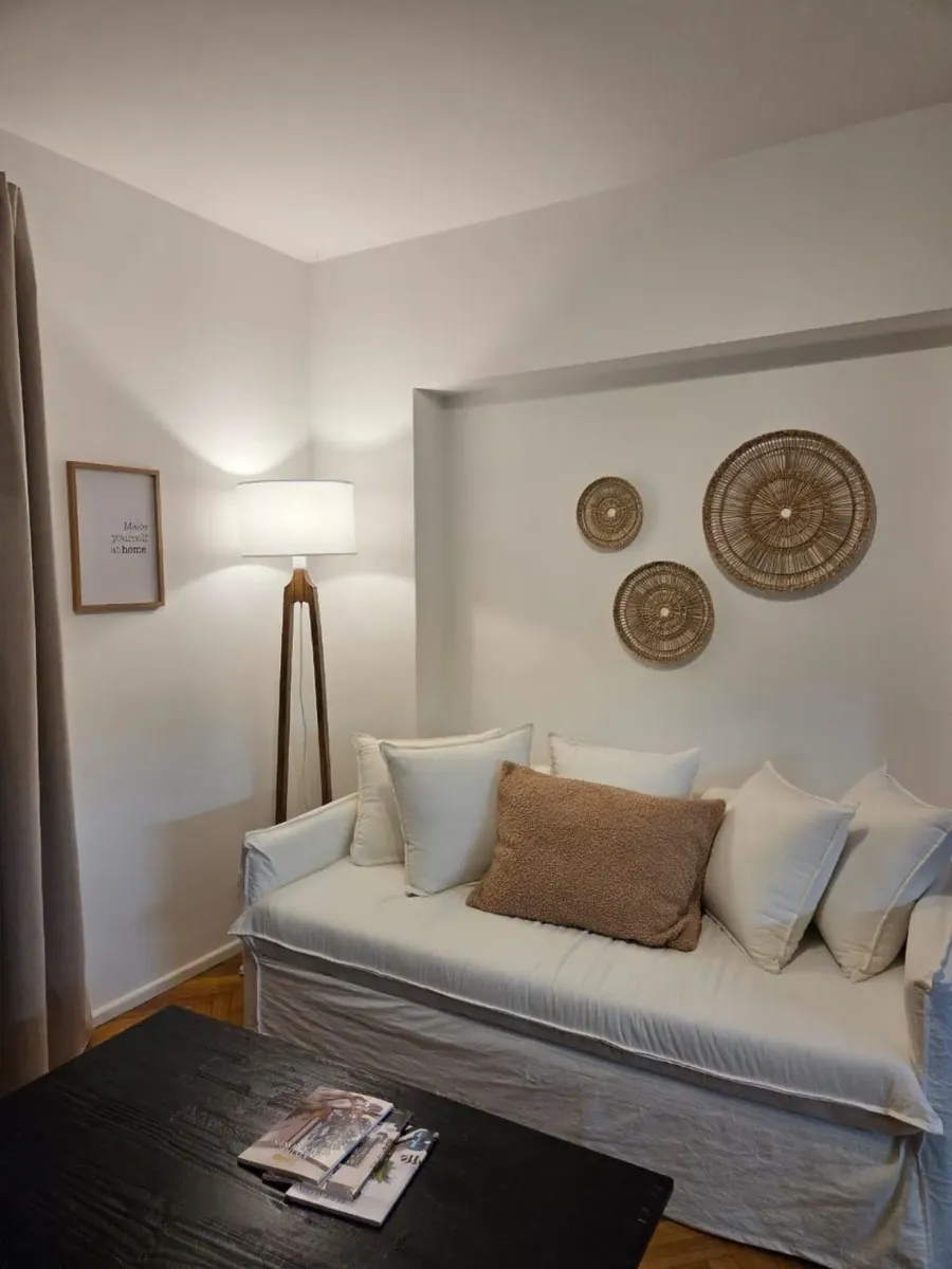 Departamento amoblado frente a Plaza Libertad
