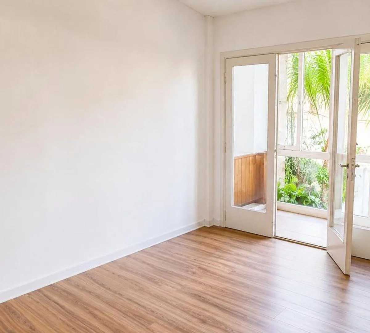 Monoambiente con balcón en Belgrano C