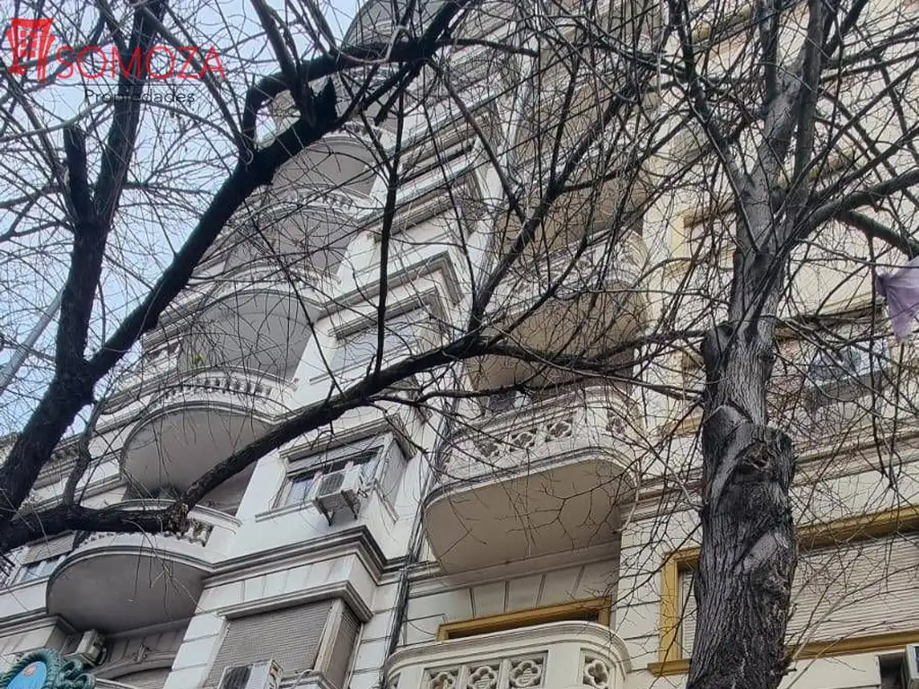 2 ambientes en Balvanera con ascensor
