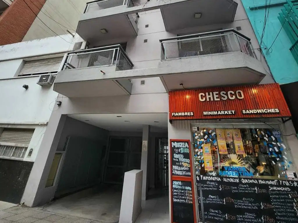 Studio with balcony and AC