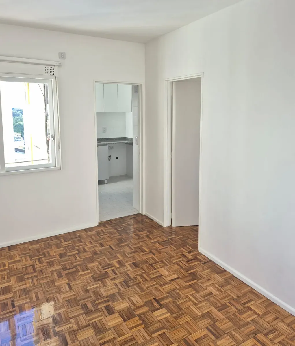 Refurbished apartment in San Telmo