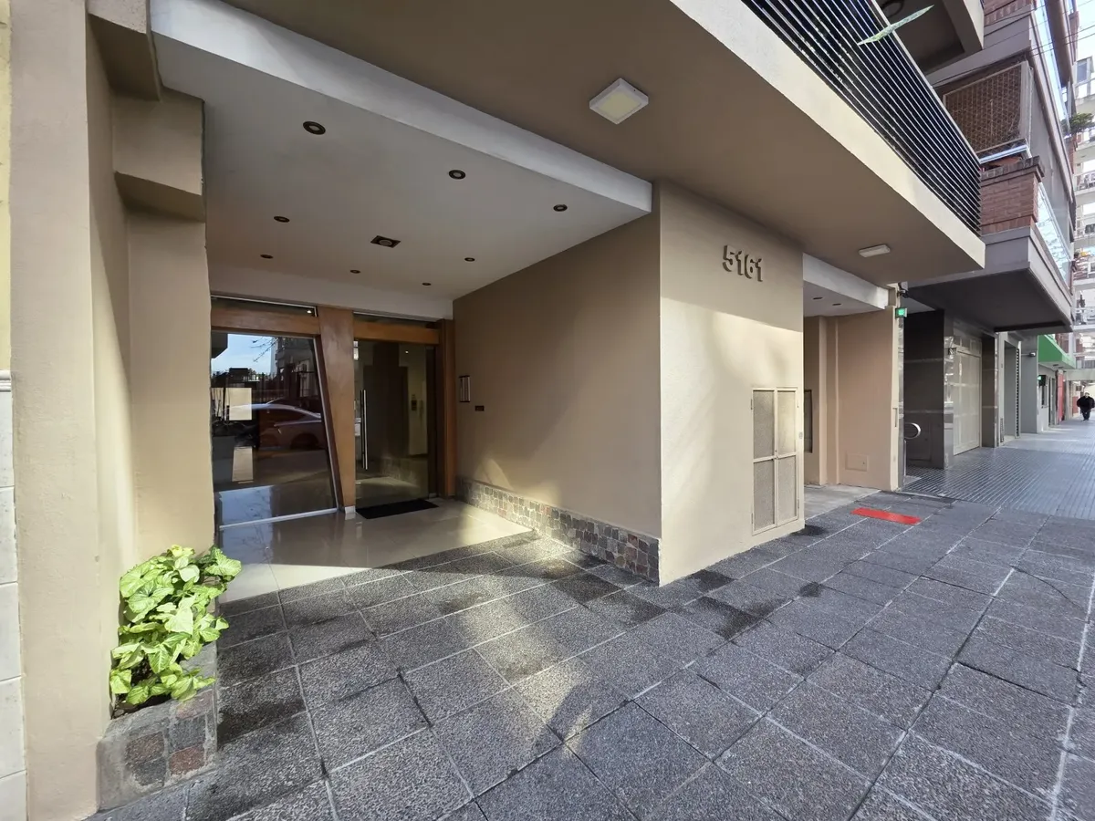 2BR with balcony and parking