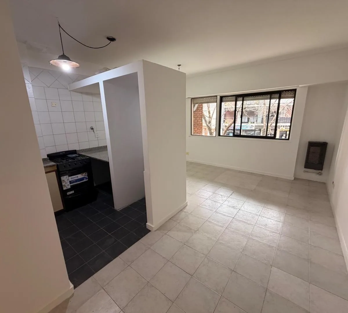 2 ambientes con balcón