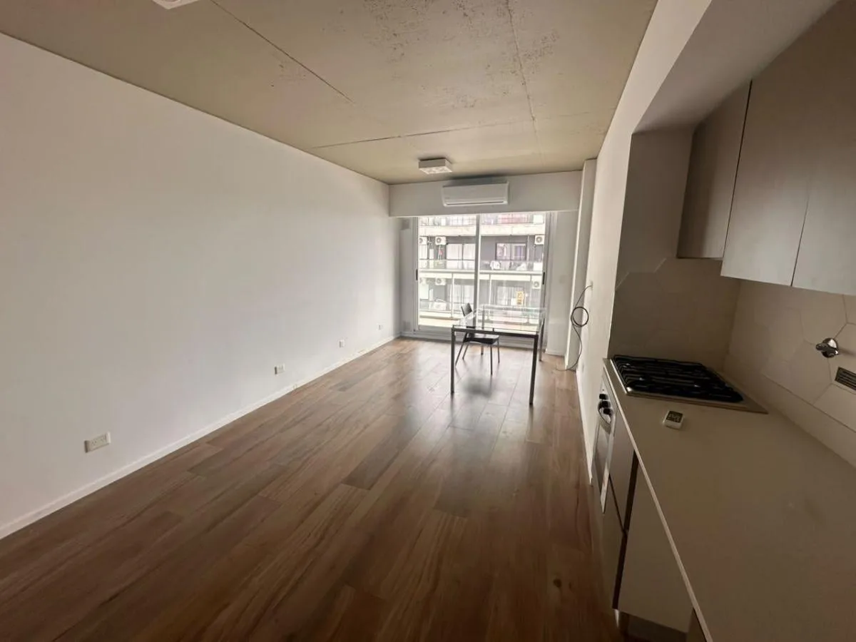 Studio facing street with balcony