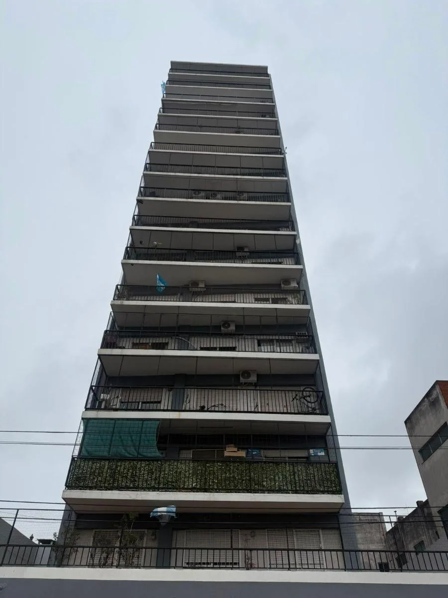2-room apartment on 8th floor