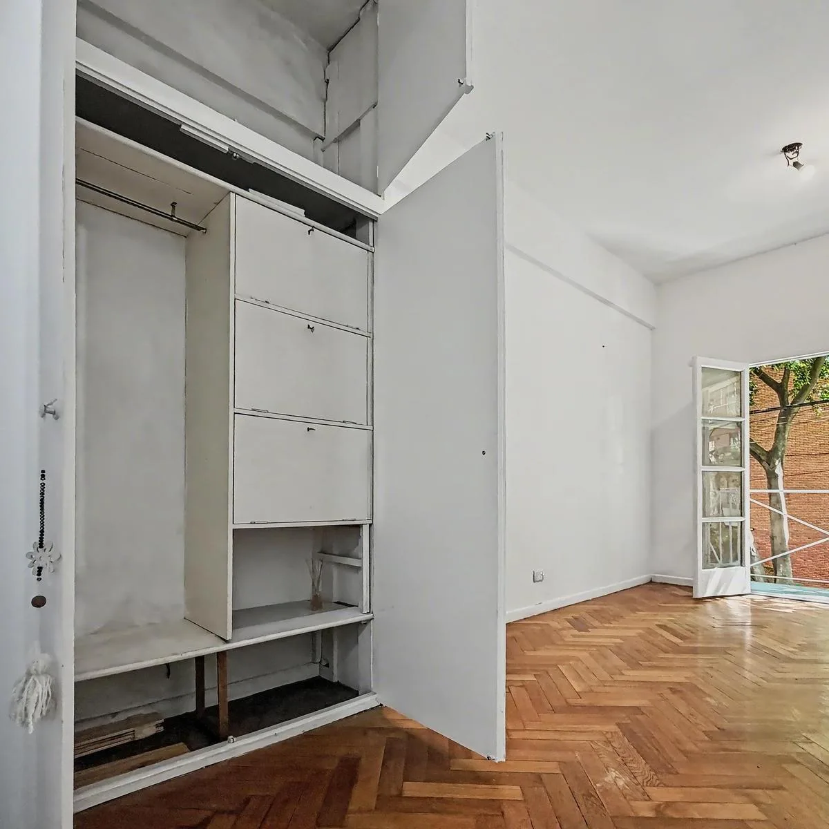 Monoambiente con balcón en Belgrano