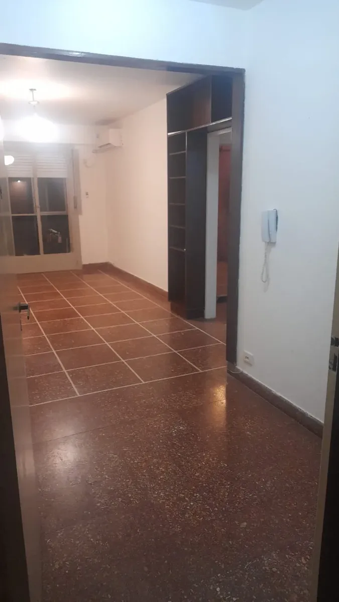 Departamento 3 ambientes con cochera