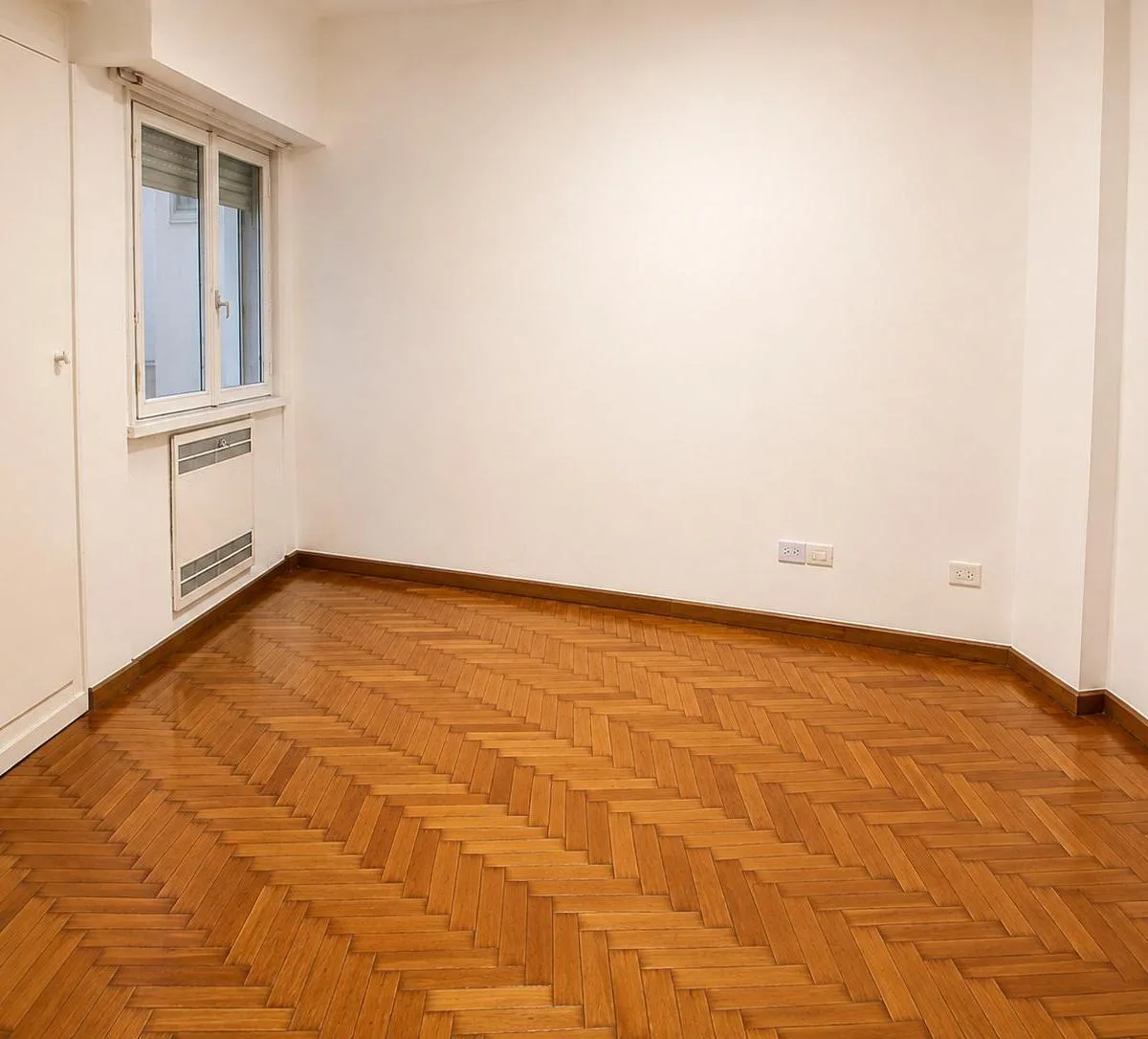 1 Ambiente | 27 m&sup2; | Interno | 2 Placares | Cocina Kitchenette.