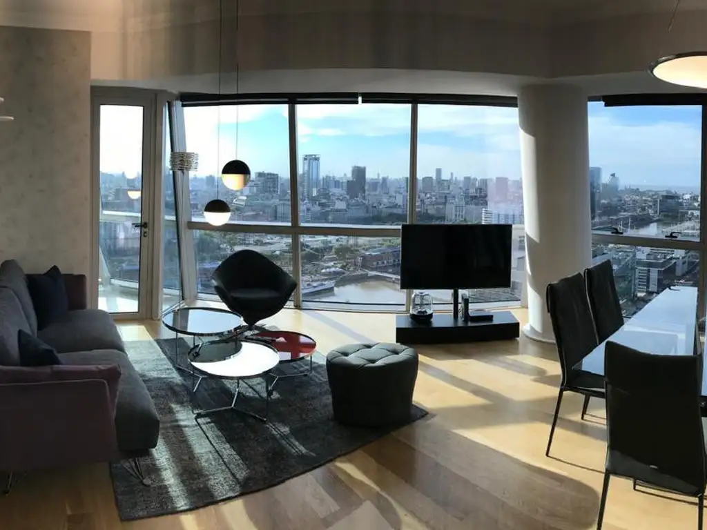 Alvear Icon, piso alto, amoblado