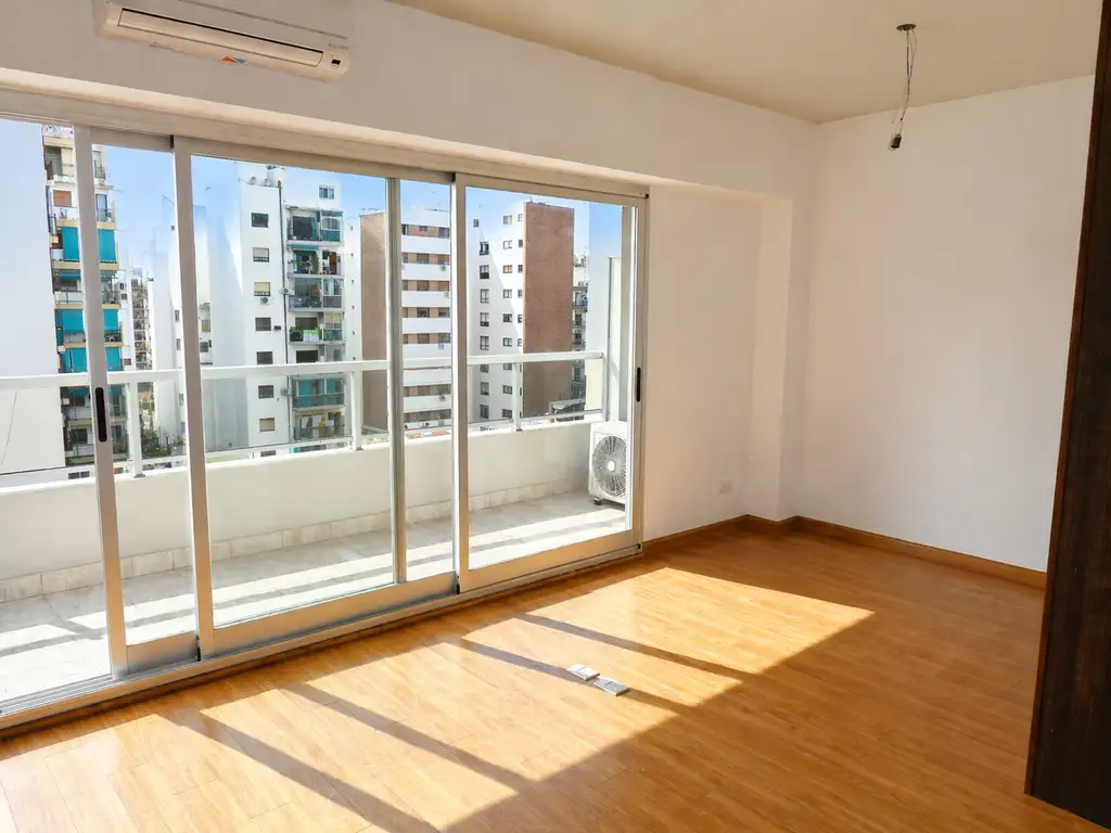 Monoambiente con balcón 6,4 m²