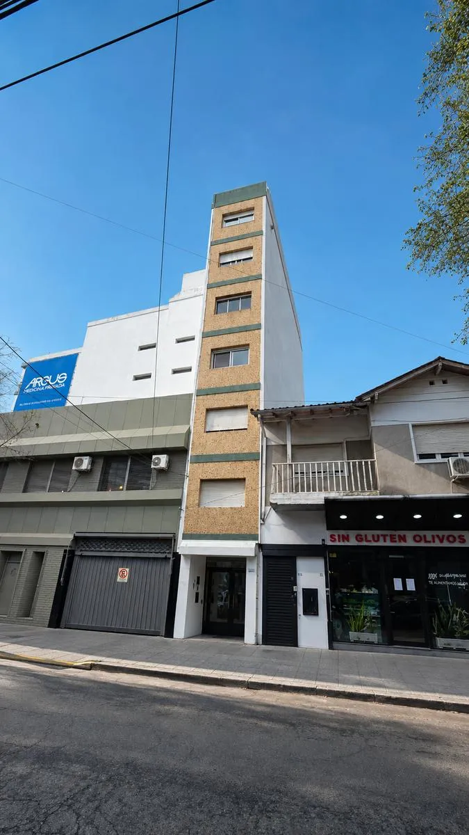 Departamento 2 ambientes con balcón