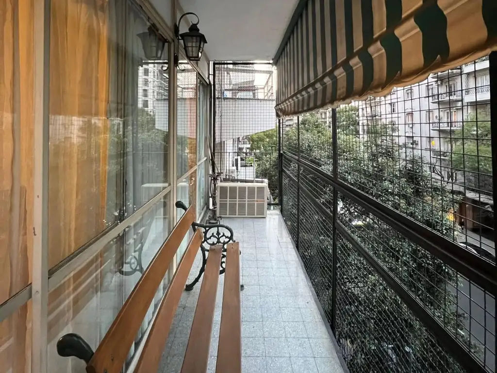 Departamento amoblado con balcón en Recoleta