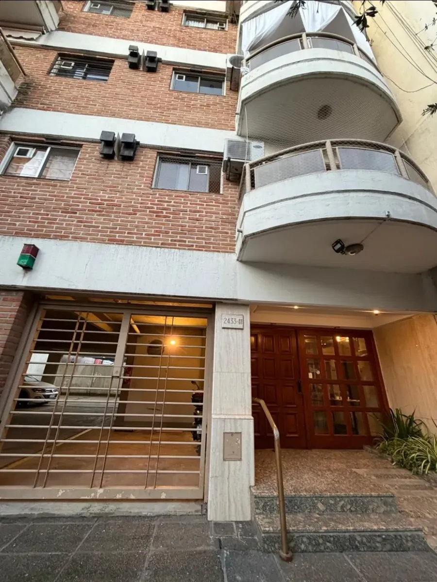 Departamento 2 ambientes con balcón